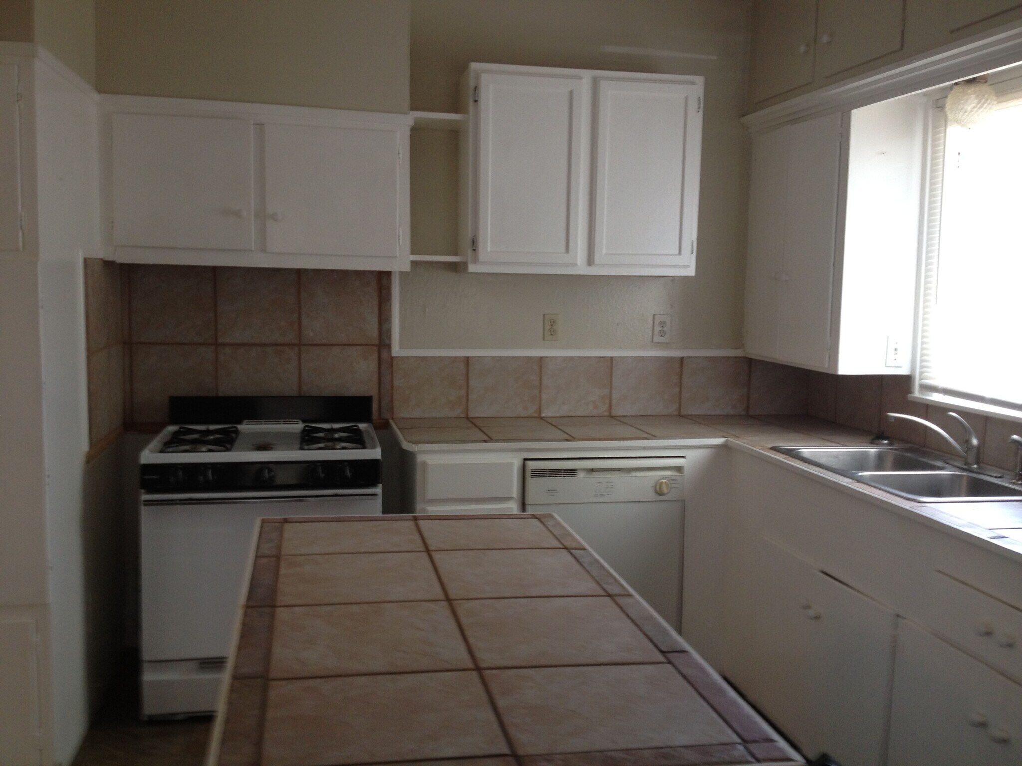 Building Photo - 117 E Norwood Ct