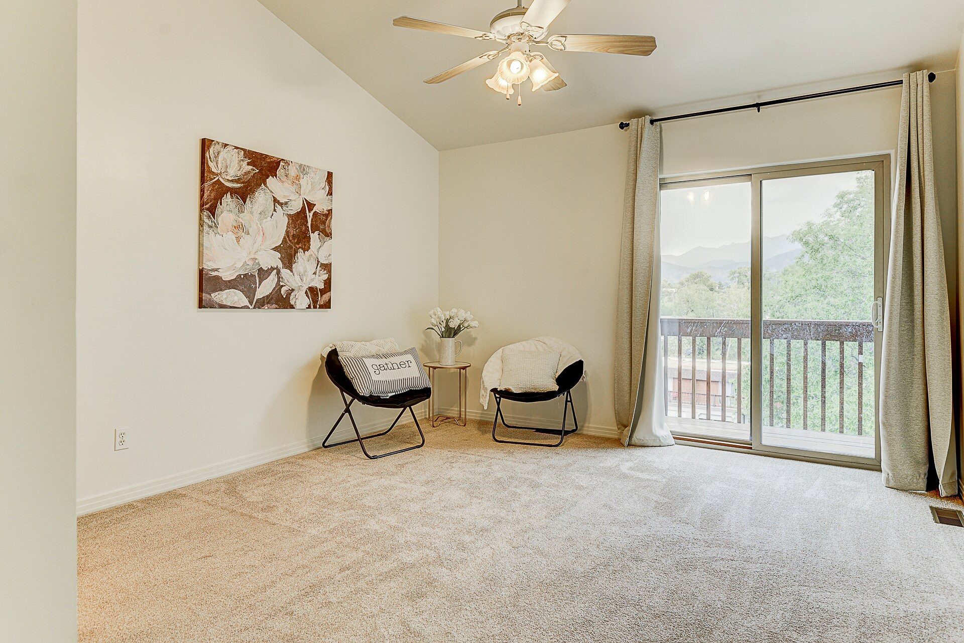 Building Photo - 619 Manitou Blvd