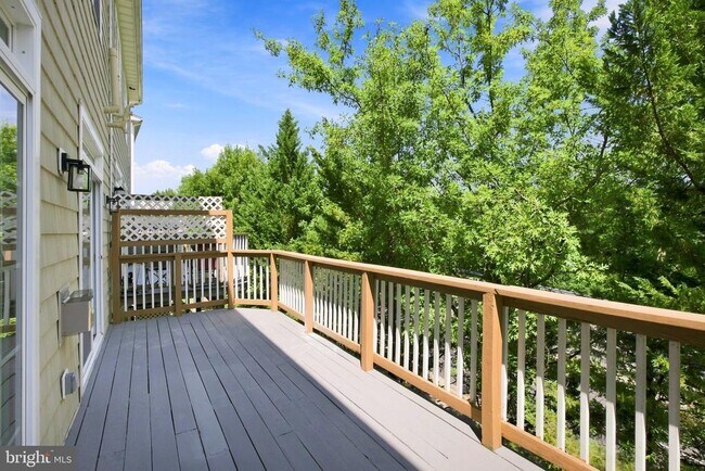 Building Photo - 1824 Cedar Cove Way