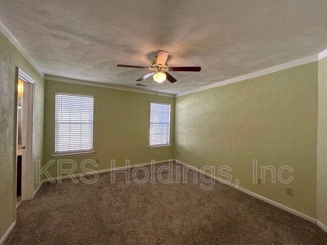 Building Photo - 284 Burnetts Way