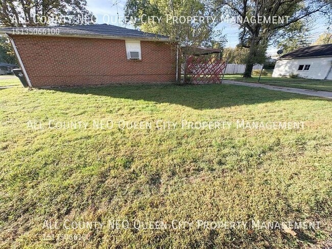 Building Photo - 7733 Harrington Ave