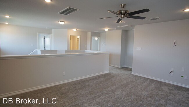 Building Photo - 4 br, 3.5 bath House - 124 Hunters Ranch