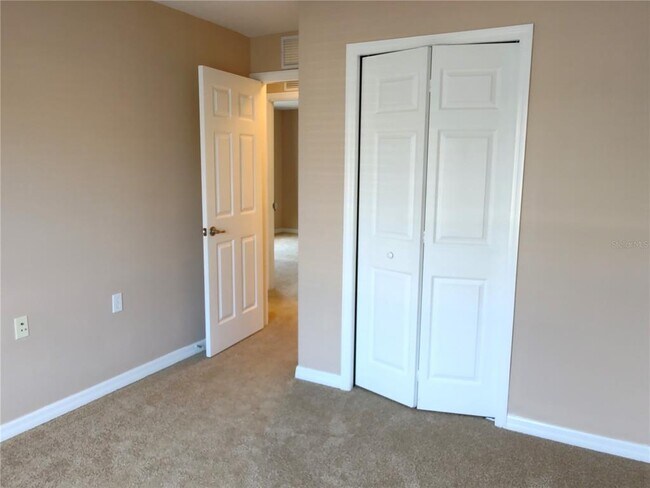 Building Photo - 12975 Tiger Eye Dr