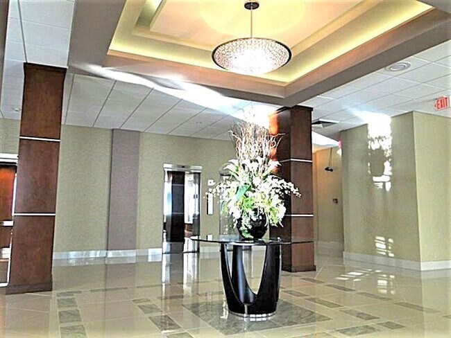 Building Photo - 4250 Galt Ocean Dr