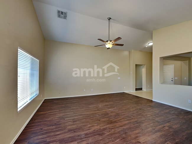 Building Photo - 12724 W Flores Dr