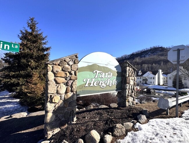 Building Photo - 199 Ramapo Rd