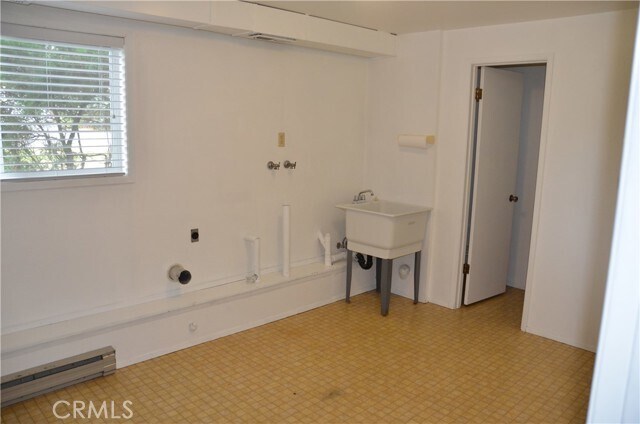 Building Photo - 3700 Beazer Rd