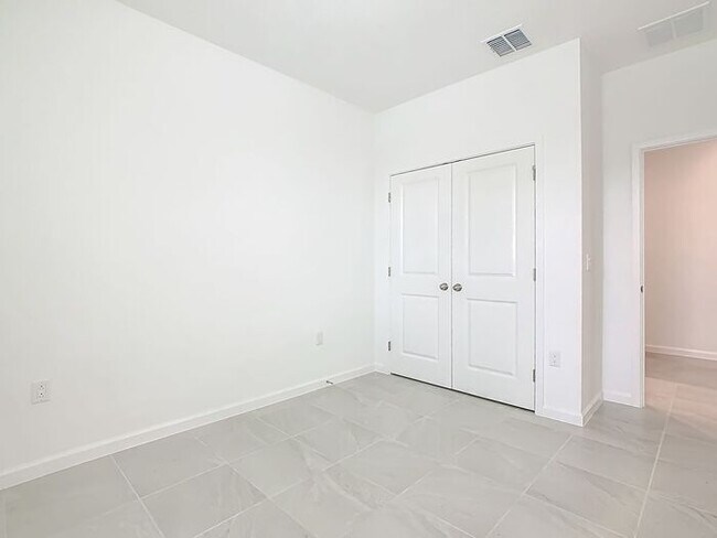 Building Photo - Brand New Luxury Town House in Island Village a Celebration, FL maintenance free community.