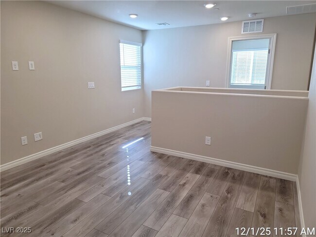 Building Photo - 279 Rain Quail Wy