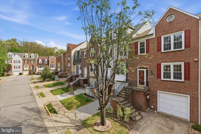 Building Photo - 7211 Squirrel Run Ct