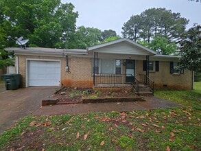 Building Photo - 4504 Sparkman Dr NW