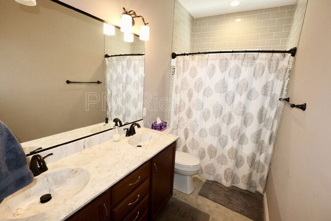 Building Photo - 612 N 30th St