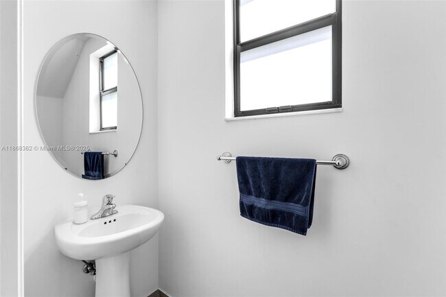 Building Photo - 11761 SW 245 Ter