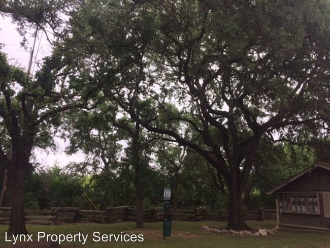 Building Photo - 3800 Allegro Lugar St