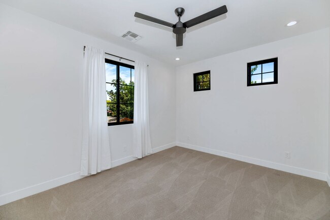 Building Photo - 4518 N 39th St