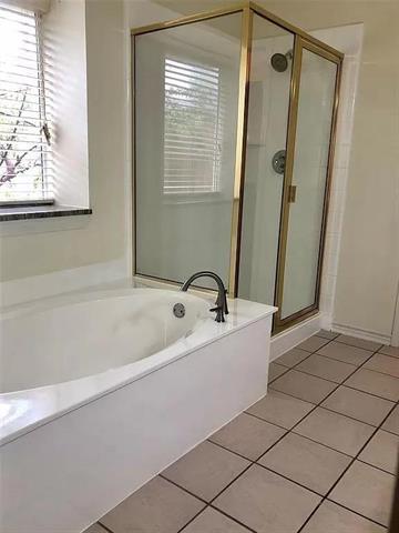 Building Photo - 457 Lakehurst Dr