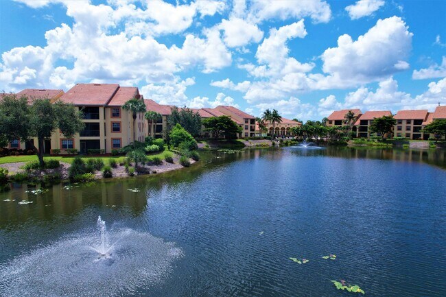 Building Photo - ** FAIRWAY PRESERVE ** 1 BED / 1 BATH CONDO - PET OK! - LAKE VIEW - NORTH NAPLES - ANNUAL RENTAL