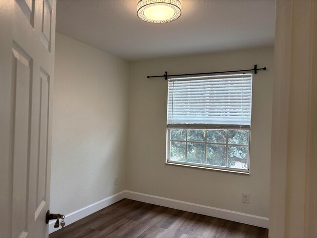 Building Photo - 22118 Majestic Woods Way