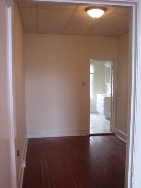 Building Photo - 9 S Earl St