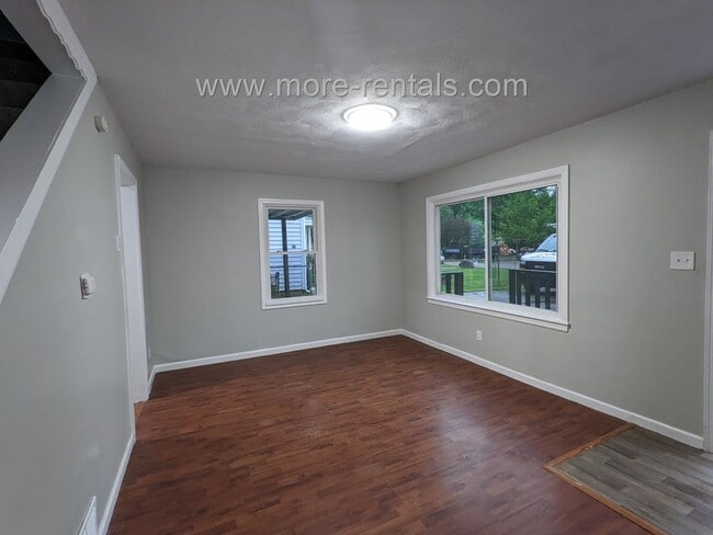 Building Photo - Newly remodeled house on a dead-end street