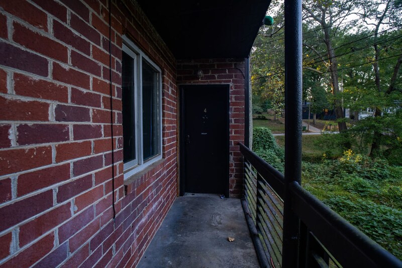 Building Photo - 15 Burbank Dr SW