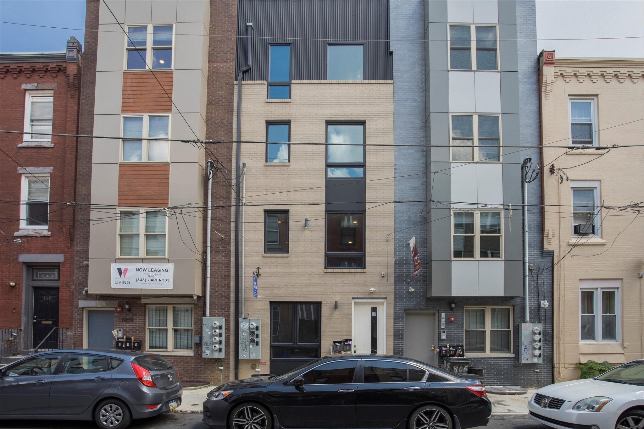 Building Photo - 1807 N Bouvier St