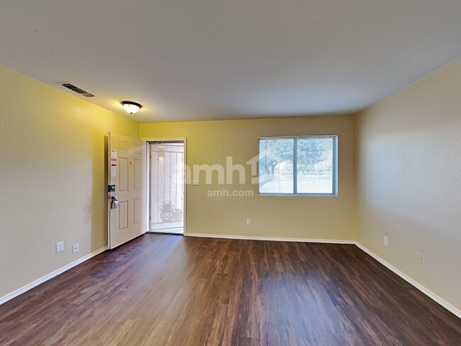 Building Photo - 5174 S Lavender Hills Ln