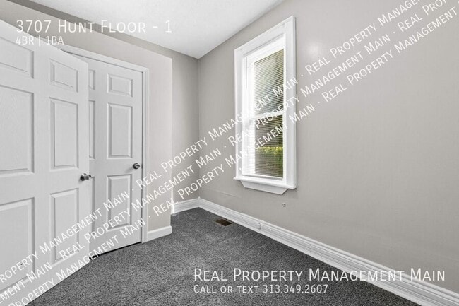 Building Photo - 3707 Hunt St