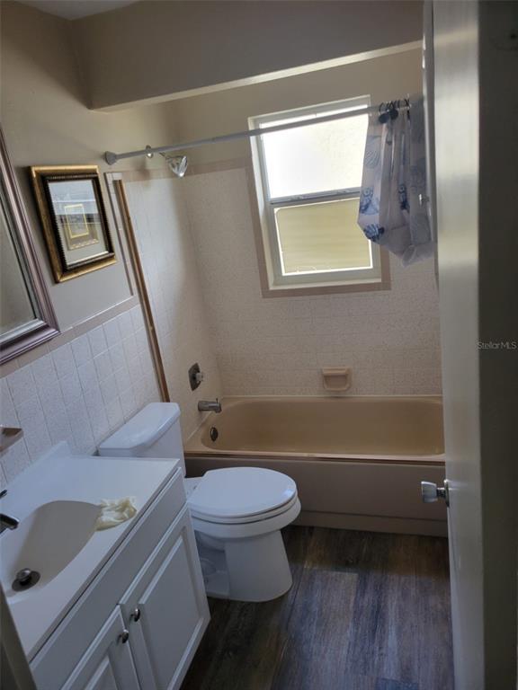 Building Photo - 7530 Judith Crescent