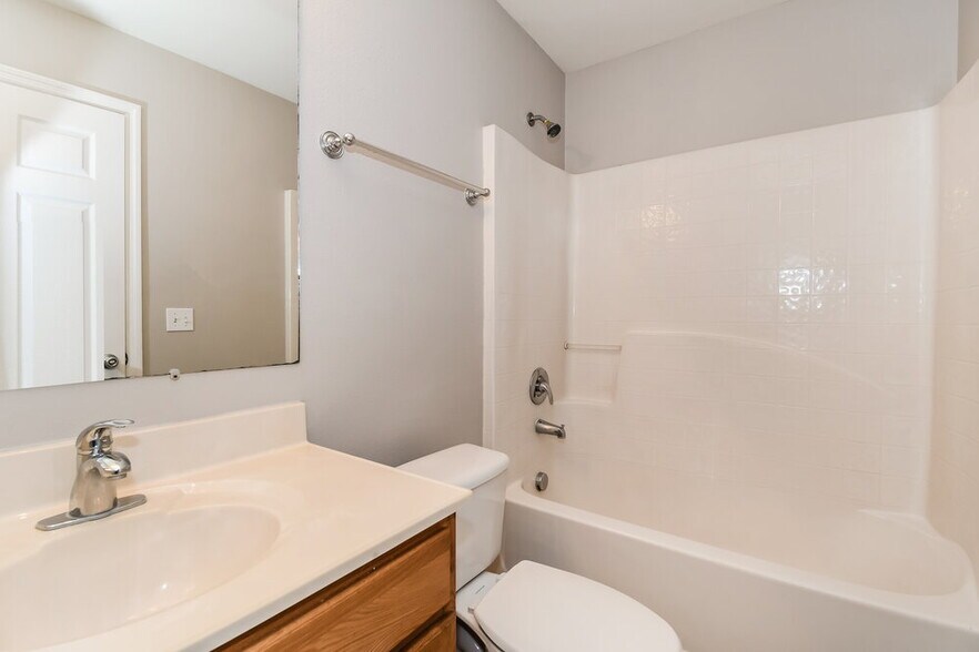 Building Photo - 12348 Hickory Forest Rd