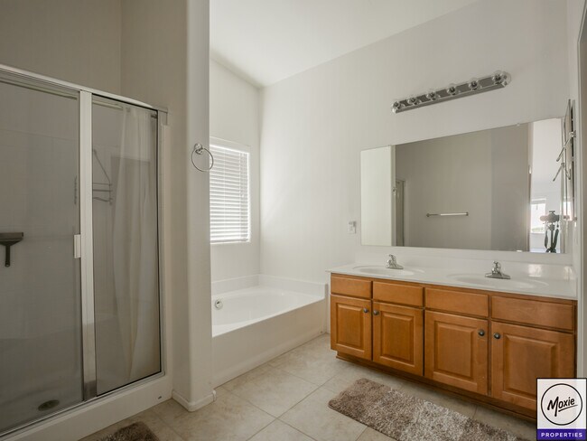 Building Photo - 25550 W Beth Dr