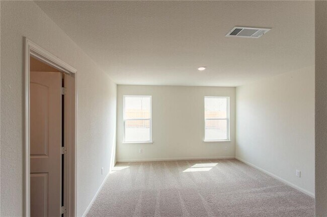Building Photo - 196 Allington Cir