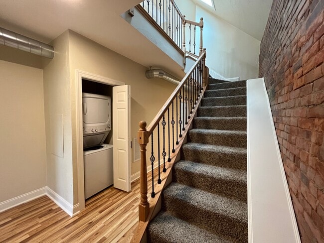 Building Photo - 6712 McPherson Blvd