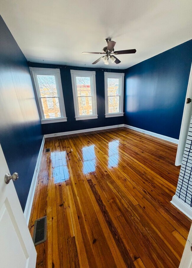 Building Photo - Historic Charm Meets Modern Comfort in Charles Village