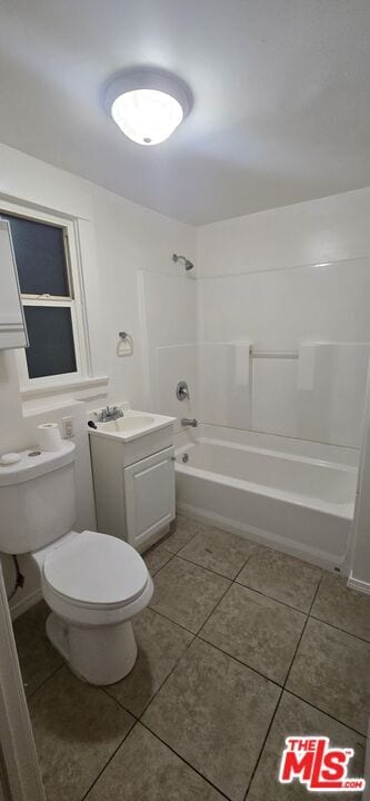 Building Photo - 712 W 46th St
