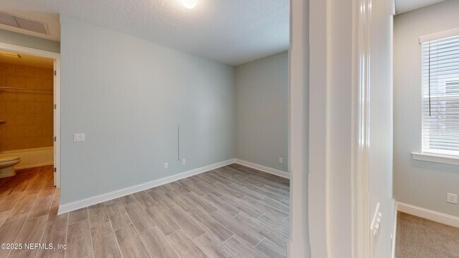 Building Photo - 152 Pine Haven Dr