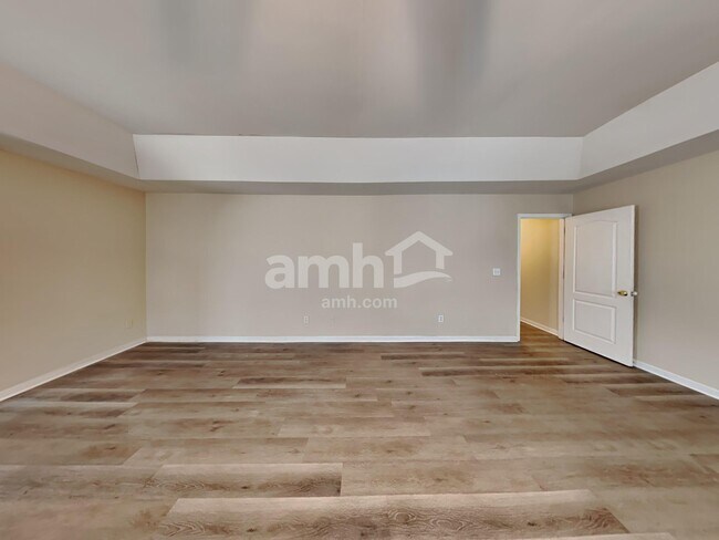 Building Photo - 31 Trayton Way