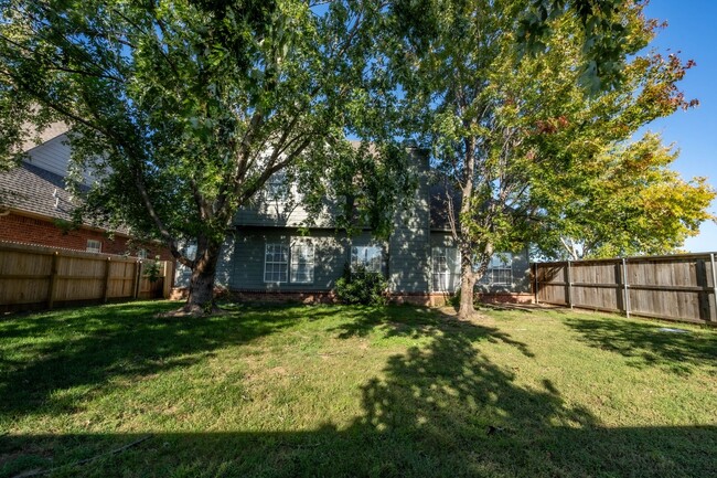 Building Photo - Charming 3-Bedroom Home + bonus room in Je...