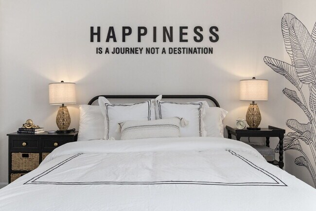 Building Photo - Fully Furnished Home in The Parks