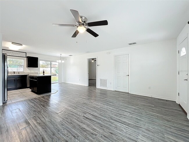Building Photo - 3897 SW 169th Ln Rd