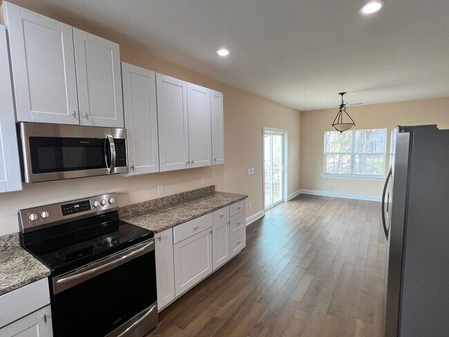 Building Photo - Stunning, Modern 4-Bed / 2.5-Bath Home for Rent – Less Than 20 Minutes to Downtown!