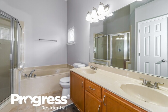 Building Photo - 2803 Maggie Woods Ln