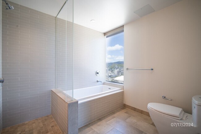 Building Photo - Resort-Like 2BR/2BR/2PKG in AE'O, Kakaako!