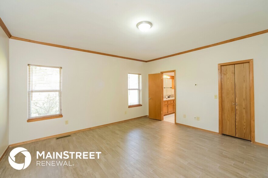 Building Photo - 2817 Asheforde Oaks Blvd