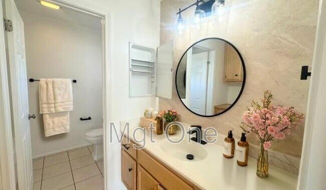 Building Photo - 15379 Avenida Fiesta