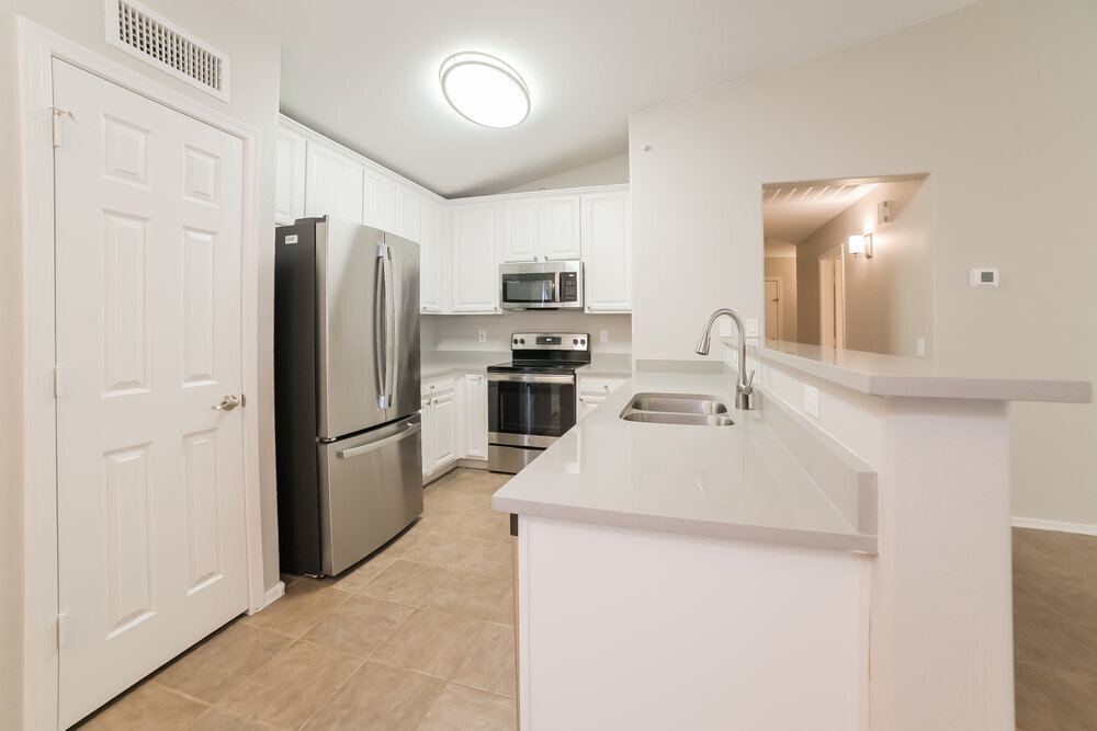 Building Photo - 12557 W Mandalay Ln