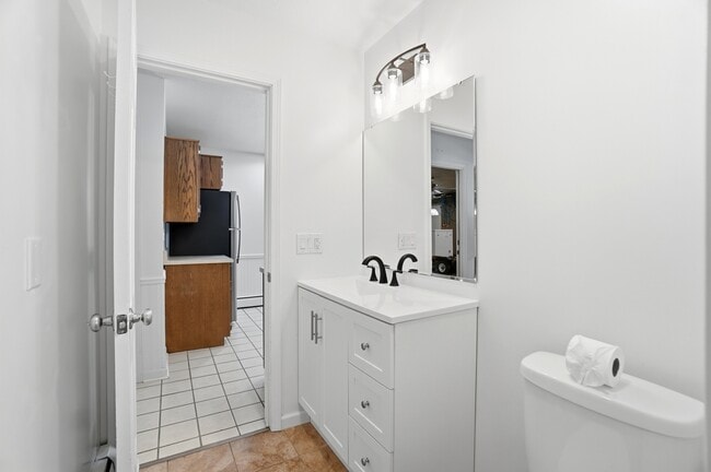 Building Photo - 7214 Winnebago Dr