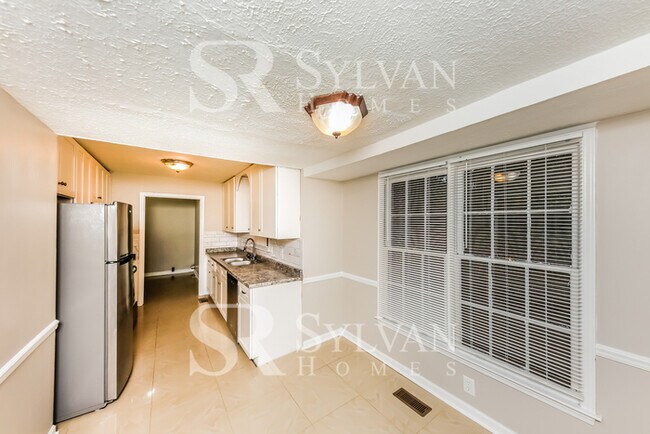 Building Photo - Living where You Love is Good for your Heart!