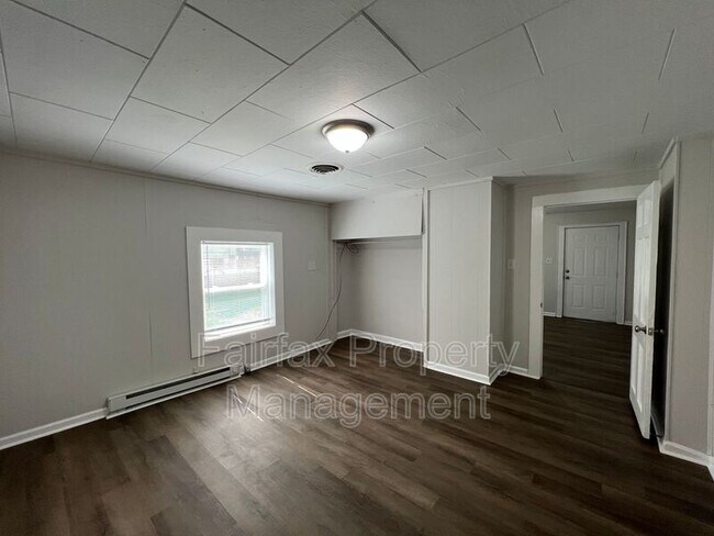 Building Photo - 2609 Ashe St