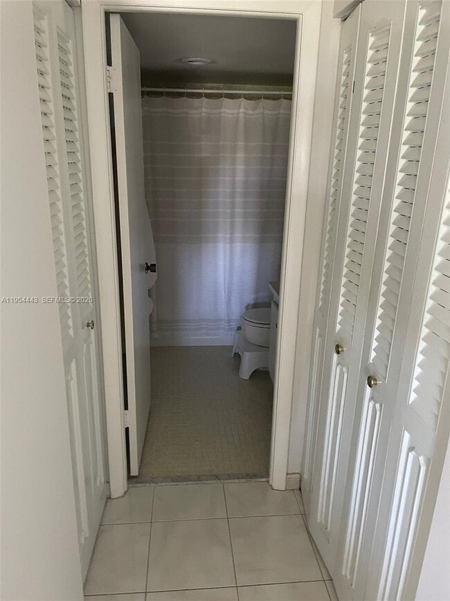 Building Photo - 2761 Taft St